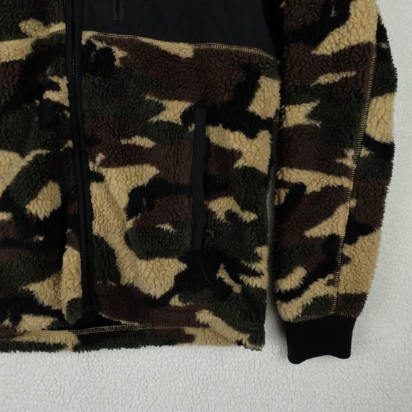 American Eagle Bomber jacket Womens Small Green Camo Full Zip Streetwear Fleece - Picture 4 of 11